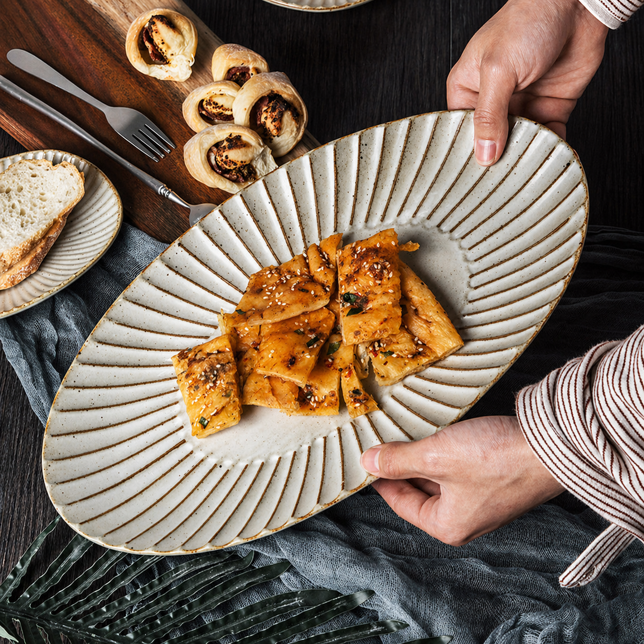Oval Ceramic Serving Plate